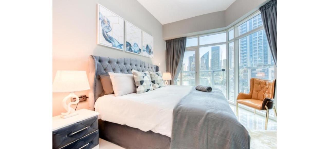 Luxurious 4-Bedroom Duplex Villa Apartment Near Jbr Dubai Exterior foto